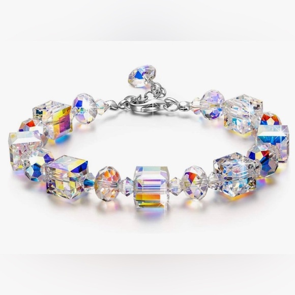 Clear crystal bracelet with sterling silver clasp Swarovski style - Picture 1 of 4